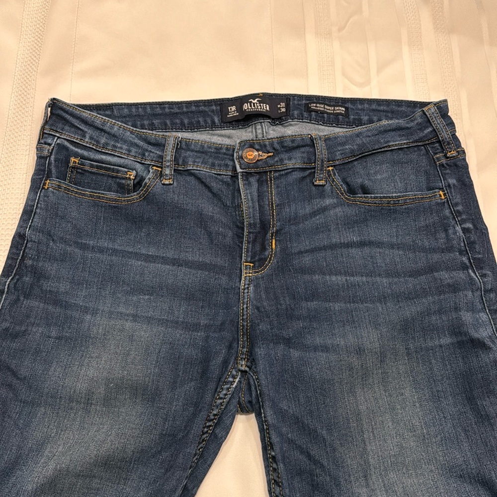 Hollister Super Skinny Jeans